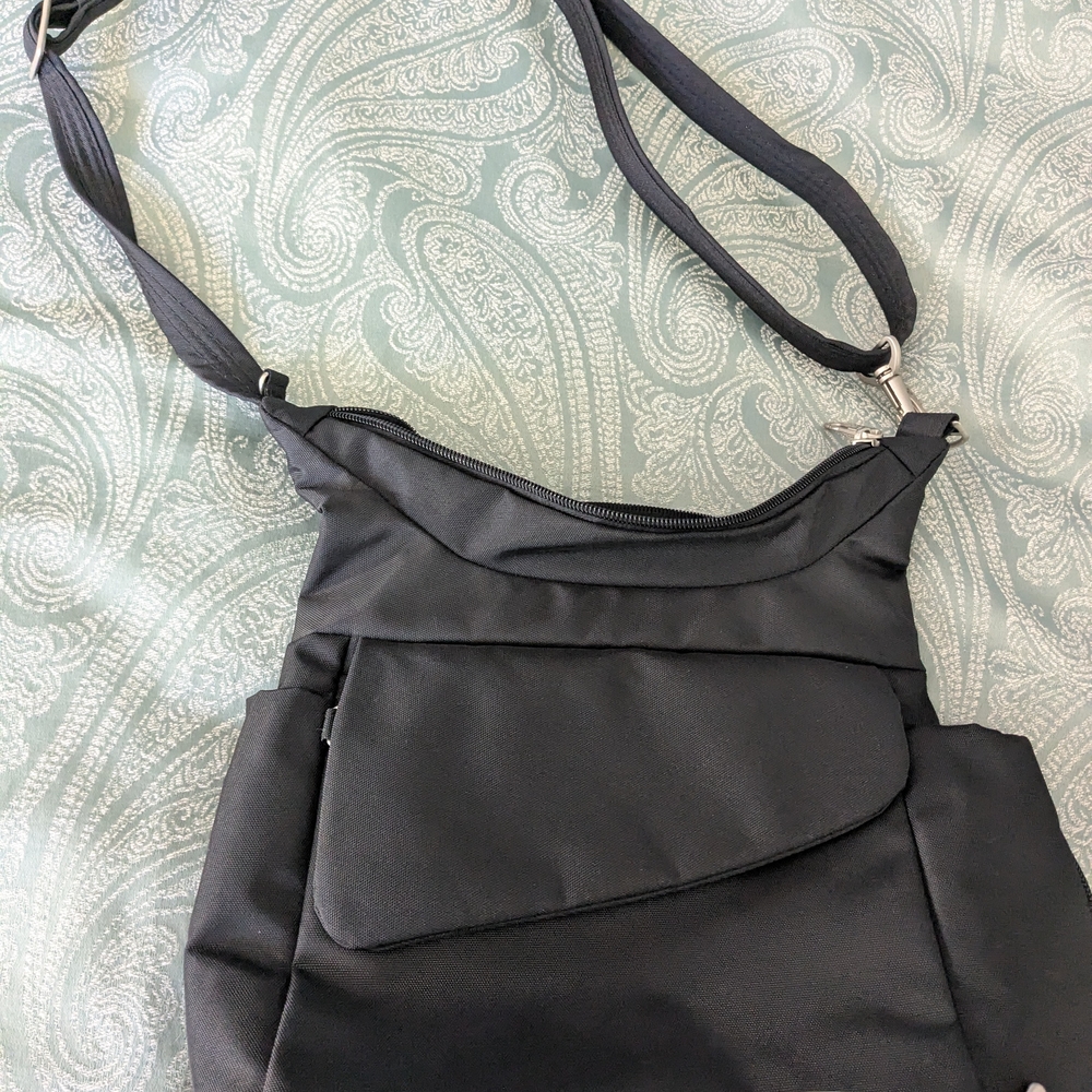 Travelon Black Crossbody Bag